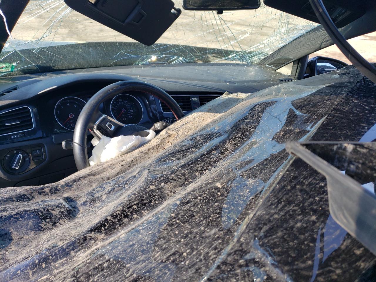 2015 Volkswagen GTI VIN 3VW4T7AU3FM103452 Copart auction photo, all over damage thumbnail 8