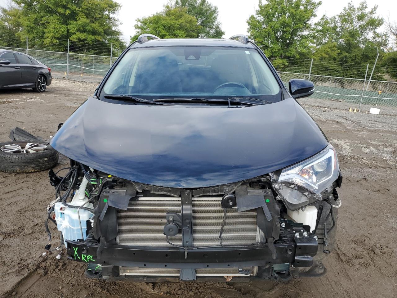 2018 Toyota RAV 4 VIN JTMRFREV8JD251308 Copart auction photo, front end / minor dent/scratches damage thumbnail 5