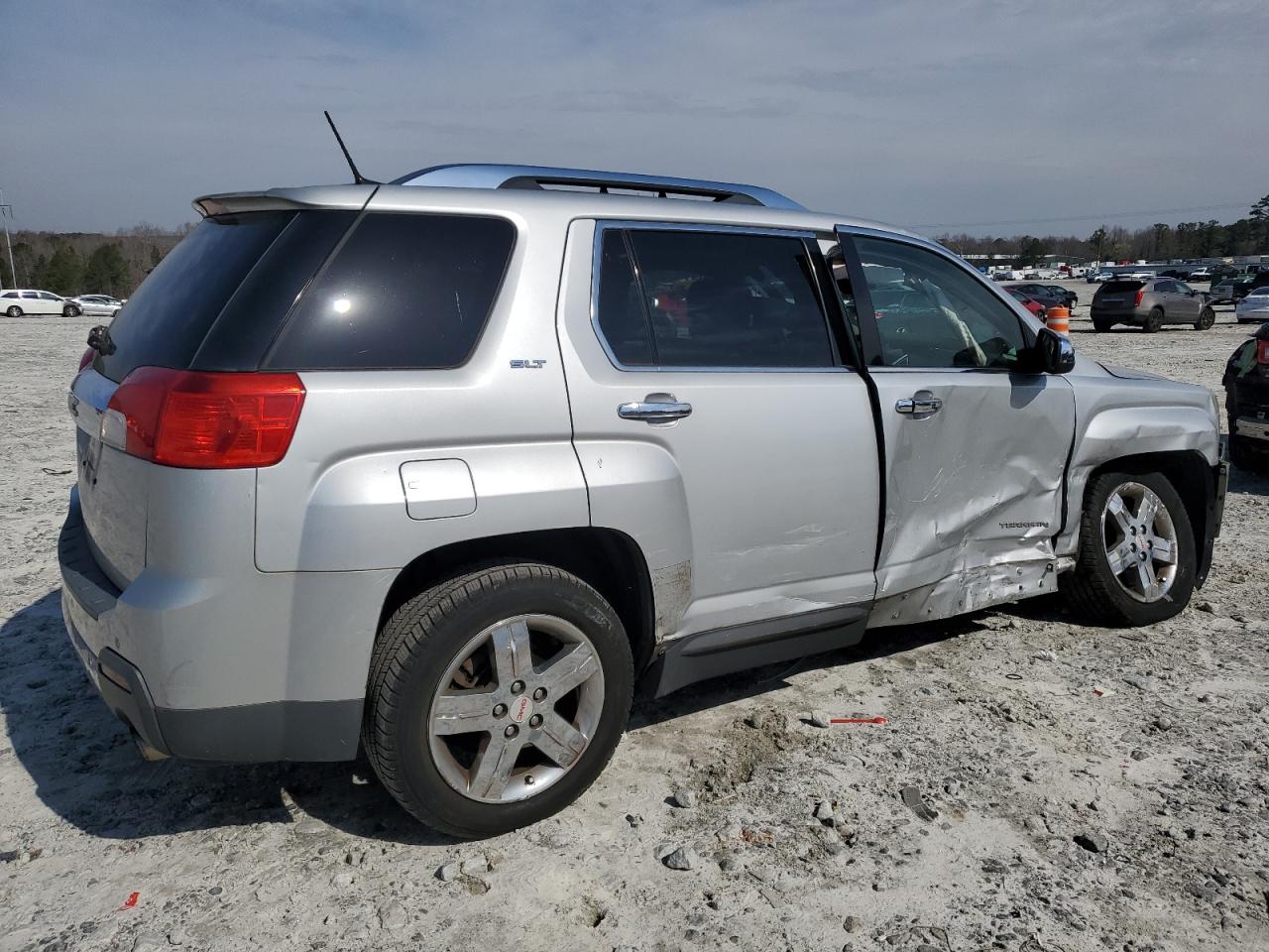 2013 GMC Terrain VIN 2GKFLWE3XD6183058 Copart auction photo, undercarriage / all over damage thumbnail 3