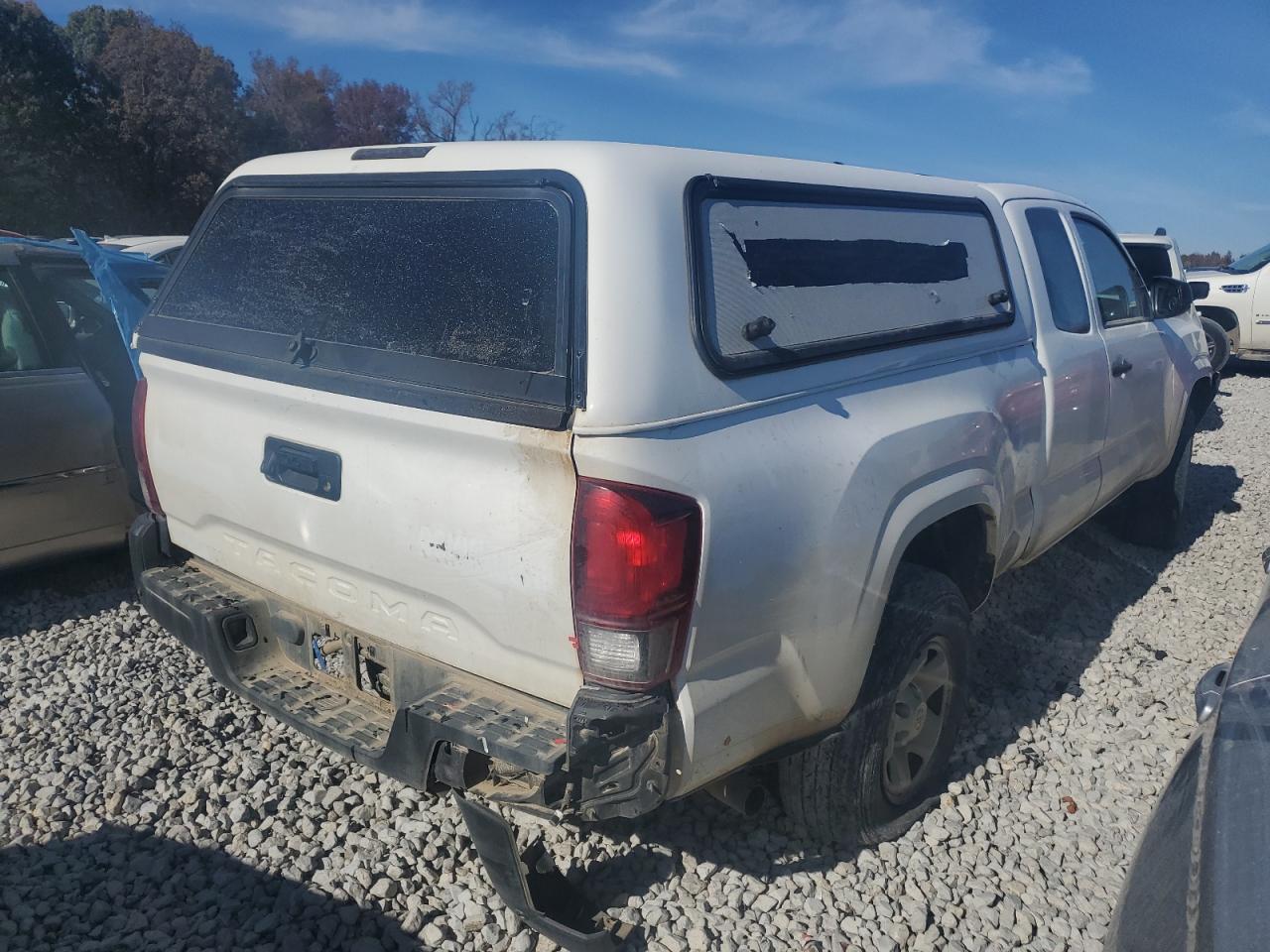 2018 Toyota Tacoma VIN 5TFRX5GN2JX118724 Copart auction photo, mechanical / front end damage thumbnail 3