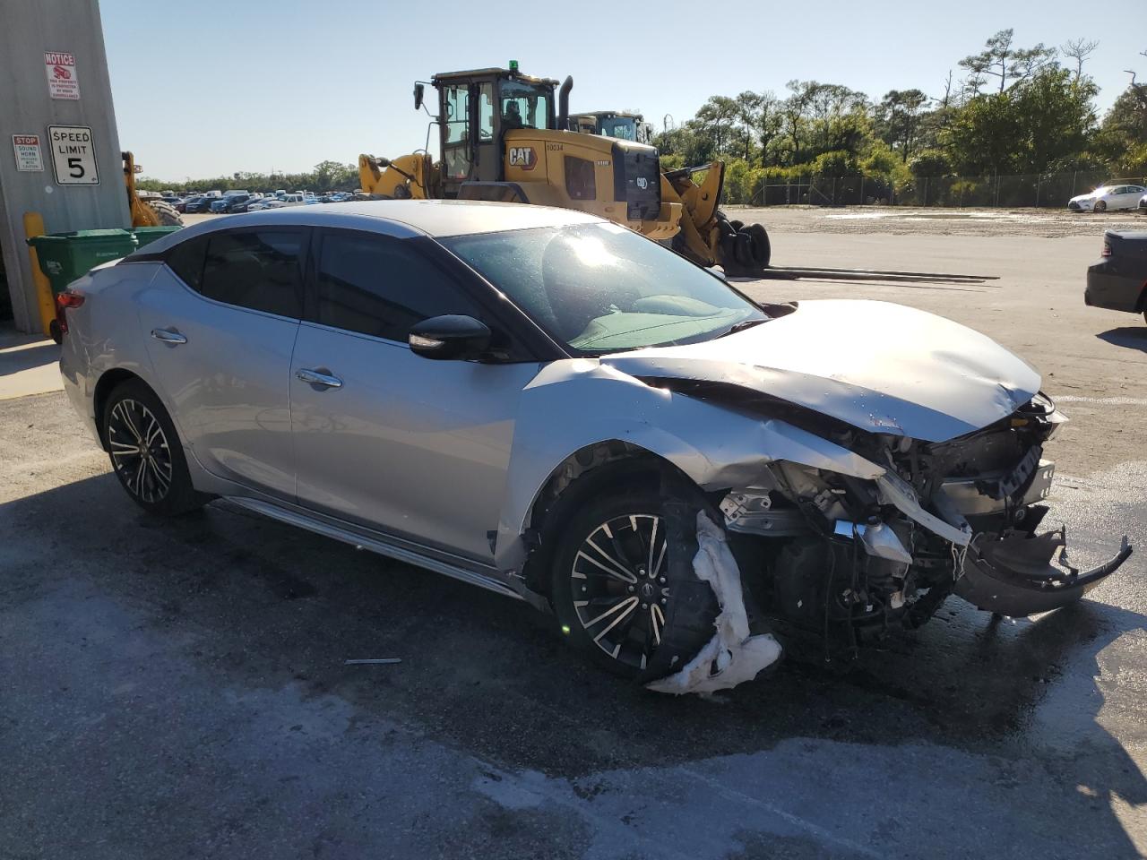 2017 Nissan Maxima VIN 1N4AA6AP6HC410270 Copart auction photo, front end / rear end damage thumbnail 4