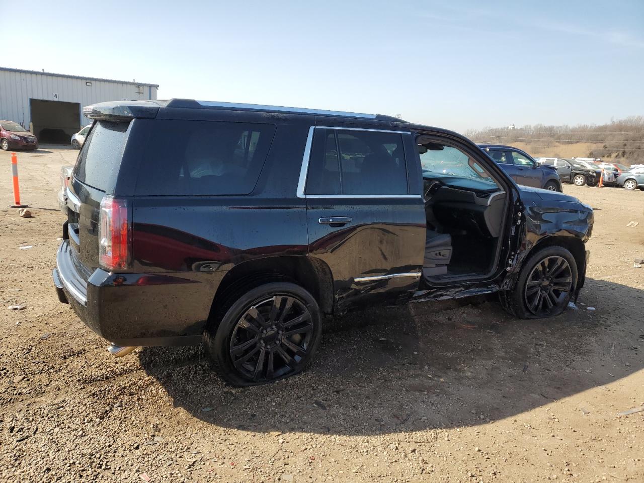 2016 GMC Yukon VIN 1GKS2CKJ9GR301628 Copart auction photo, side / front end damage thumbnail 3