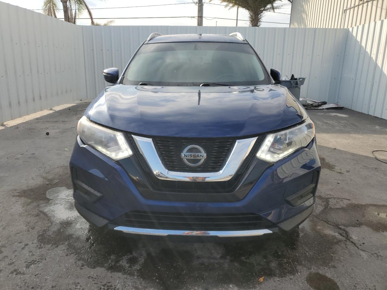2018 Nissan Rogue VIN KNMAT2MT7JP615049 Copart auction photo, normal wear damage thumbnail 5