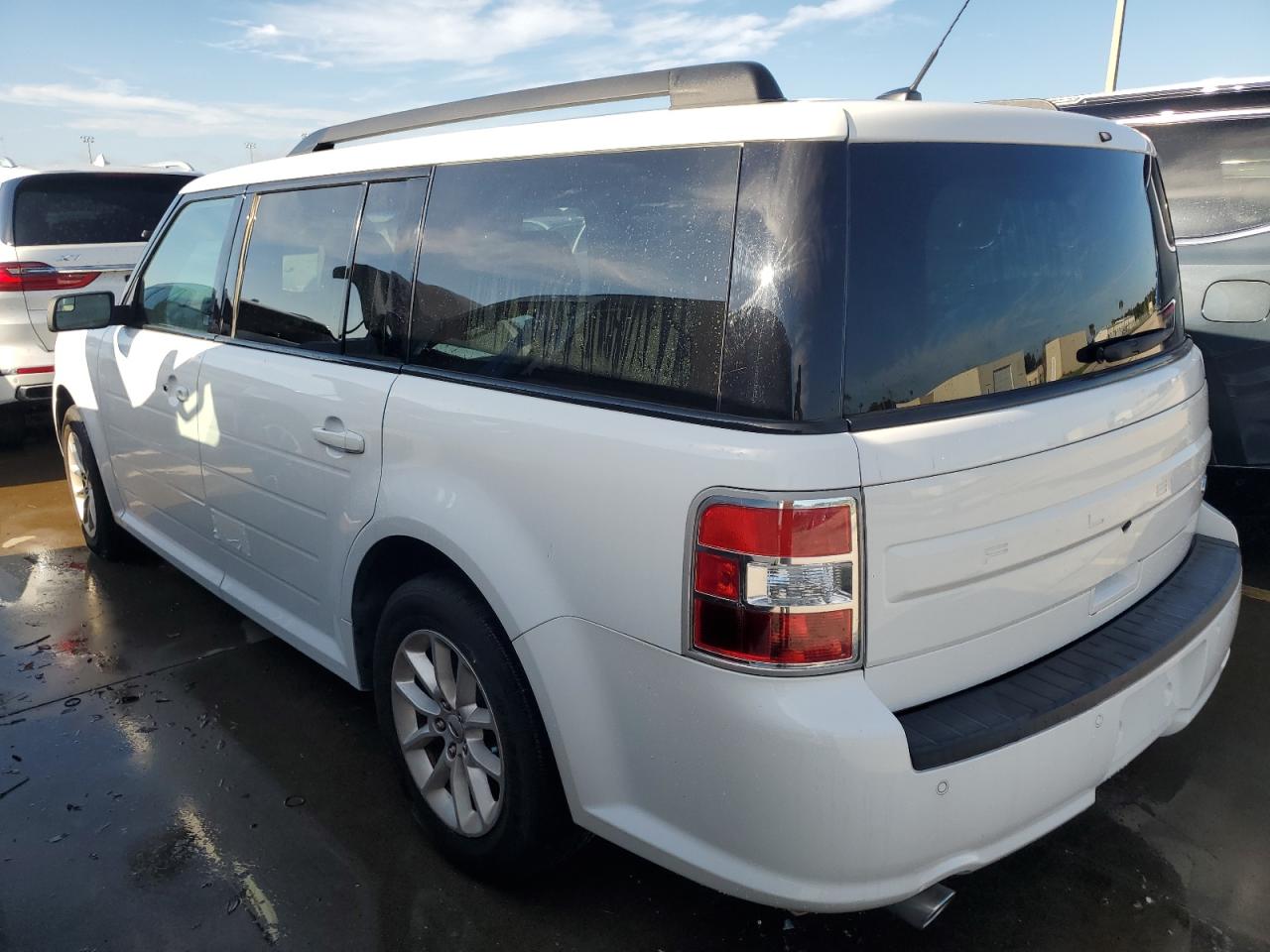 2019 Ford Flex VIN 2FMGK5B83KBA33337 Copart auction photo, water/flood damage thumbnail 2