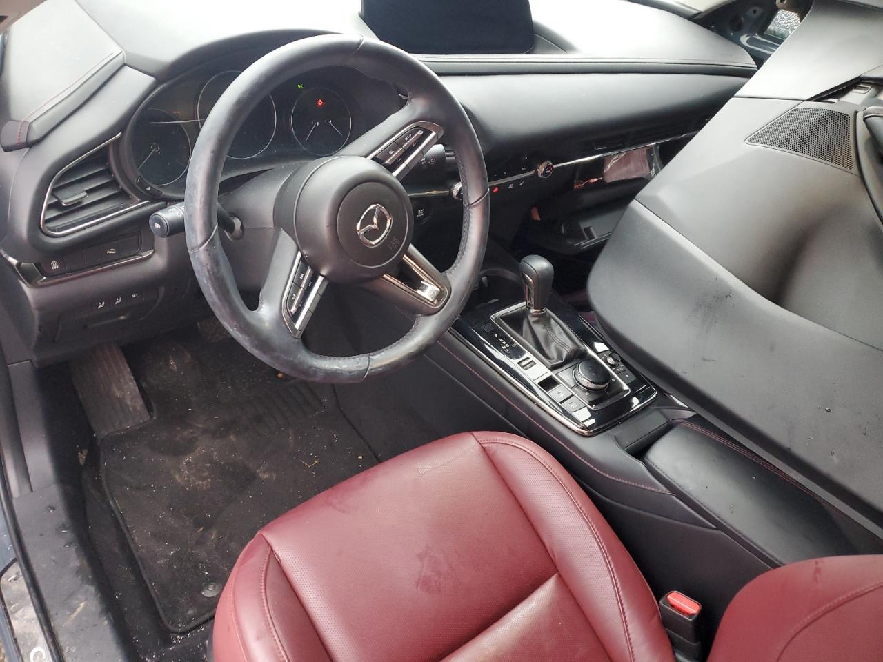 2022 Mazda CX-30 VIN 3MVDMBCL5NM449703 Copart auction photo, front end damage thumbnail 8