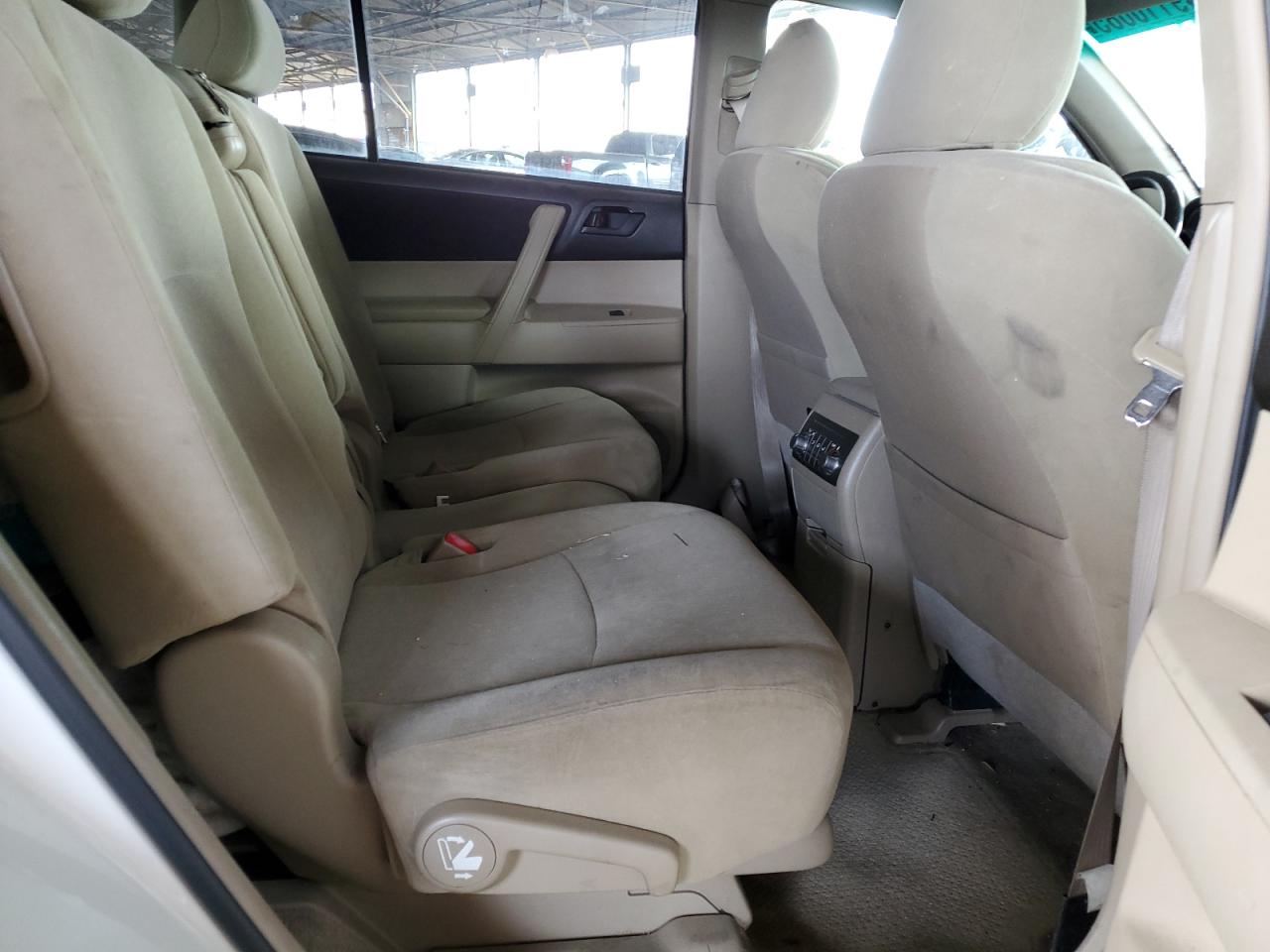 2010 Toyota Highlander VIN 5TDZK3EH4AS015438 Copart auction photo, front end / side damage thumbnail 11