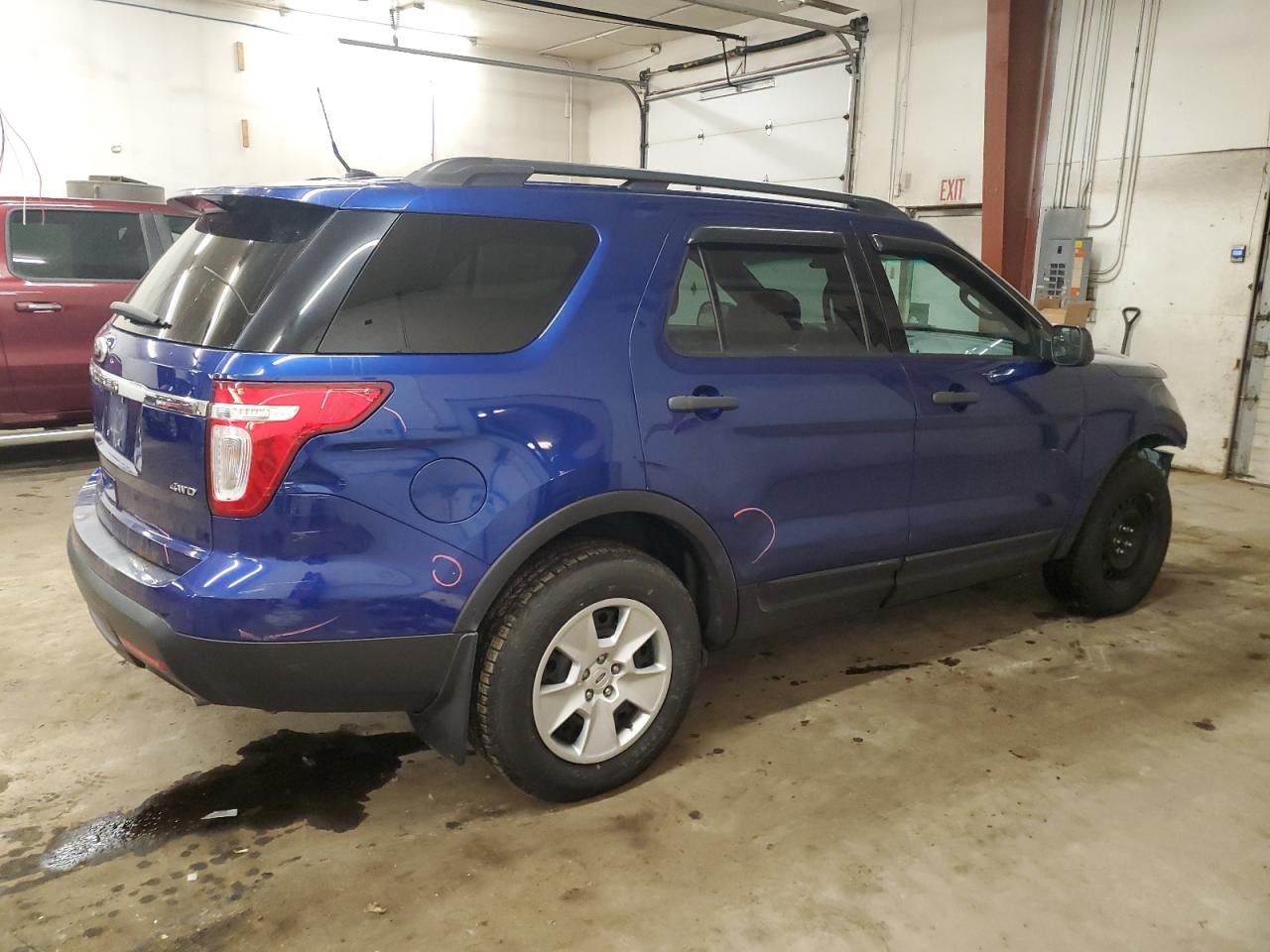 2013 Ford Explorer VIN 1FM5K8B83DGA19796 Copart auction photo, front end / rear end damage thumbnail 3