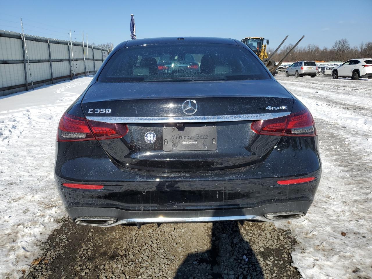 2021 Mercedes-Benz E-klasse VIN W1KZF8EB1MA935256 Copart auction photo, side damage thumbnail 6