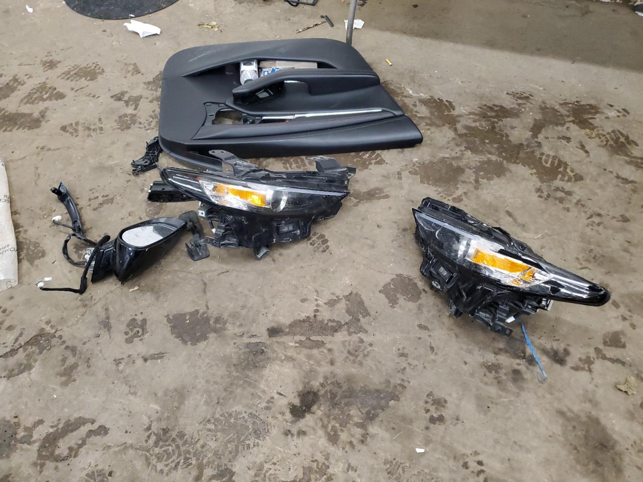 2022 Mazda 3 VIN 3MZBPACL4NM317734 Copart auction photo, front end / side damage thumbnail 12