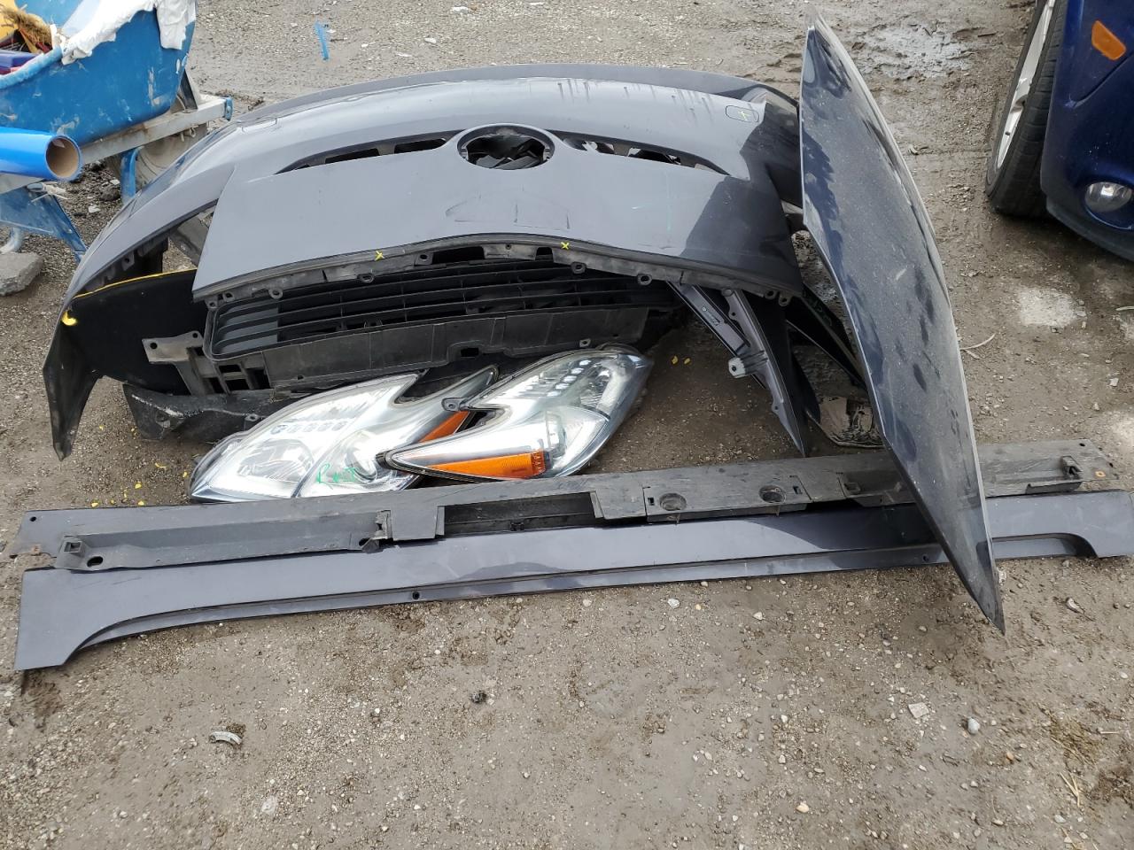 2011 Toyota Prius VIN JTDKN3DU4B5369586 Copart auction photo, front end / minor dent/scratches damage thumbnail 14