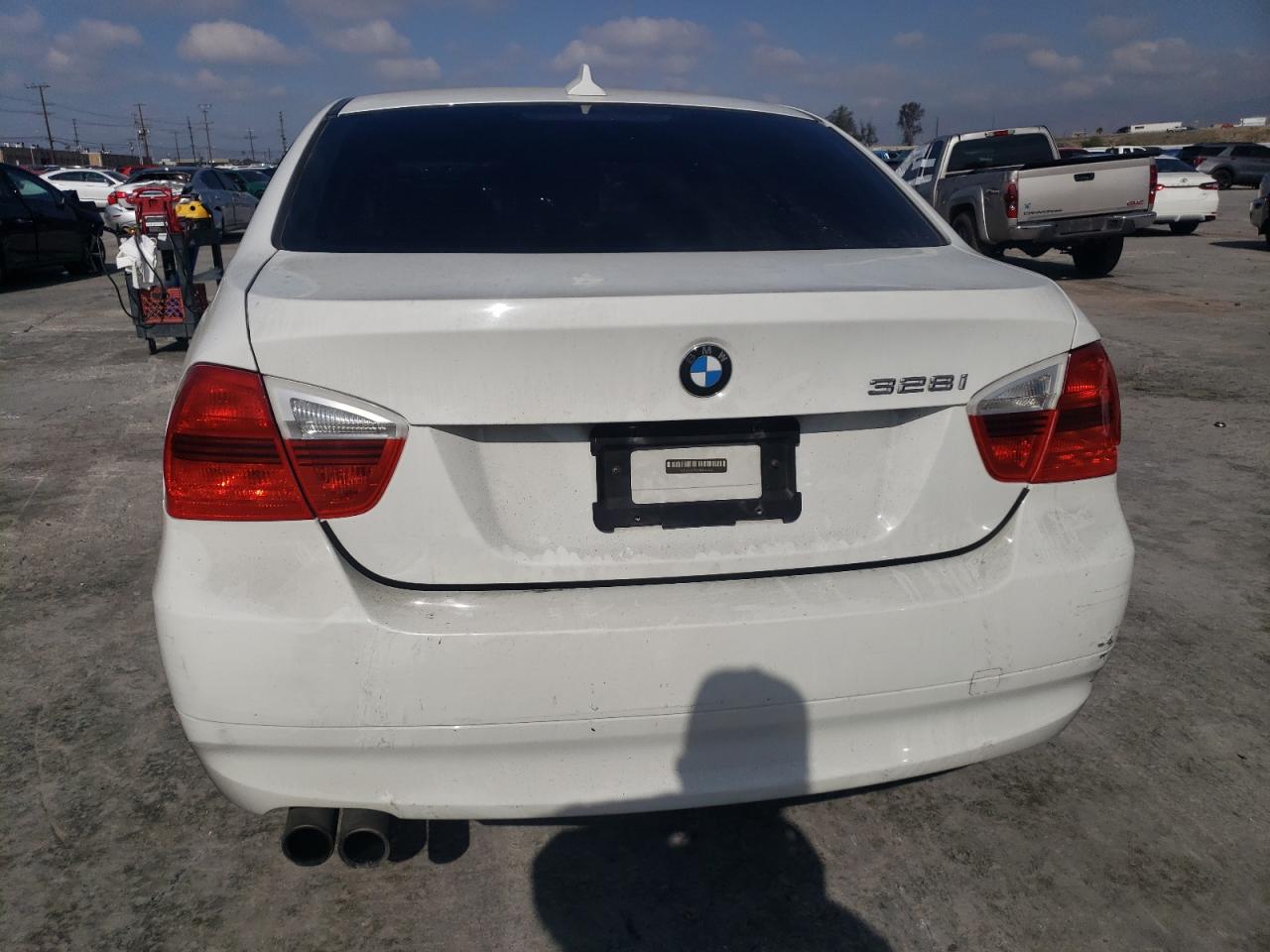 2008 BMW 3er VIN WBAVA37578NL50176 Copart auction photo, front end / rear end damage thumbnail 6