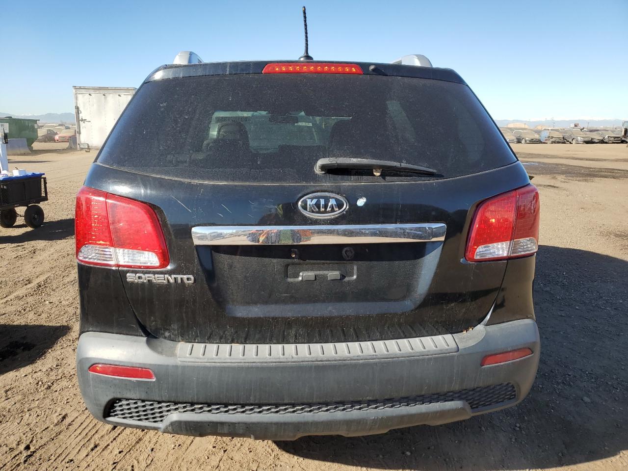2013 KIA Sorento VIN 5XYKTDA27DG384723 Copart auction photo, normal wear damage thumbnail 6