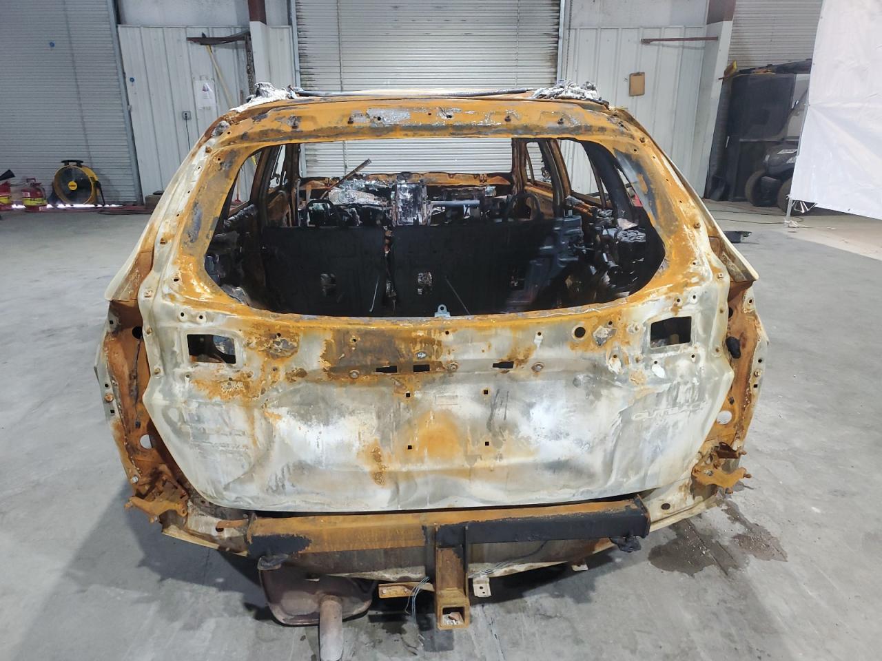 2020 Subaru Outback VIN 4S4BTACC5L3183020 Copart auction photo, front end damage thumbnail 6