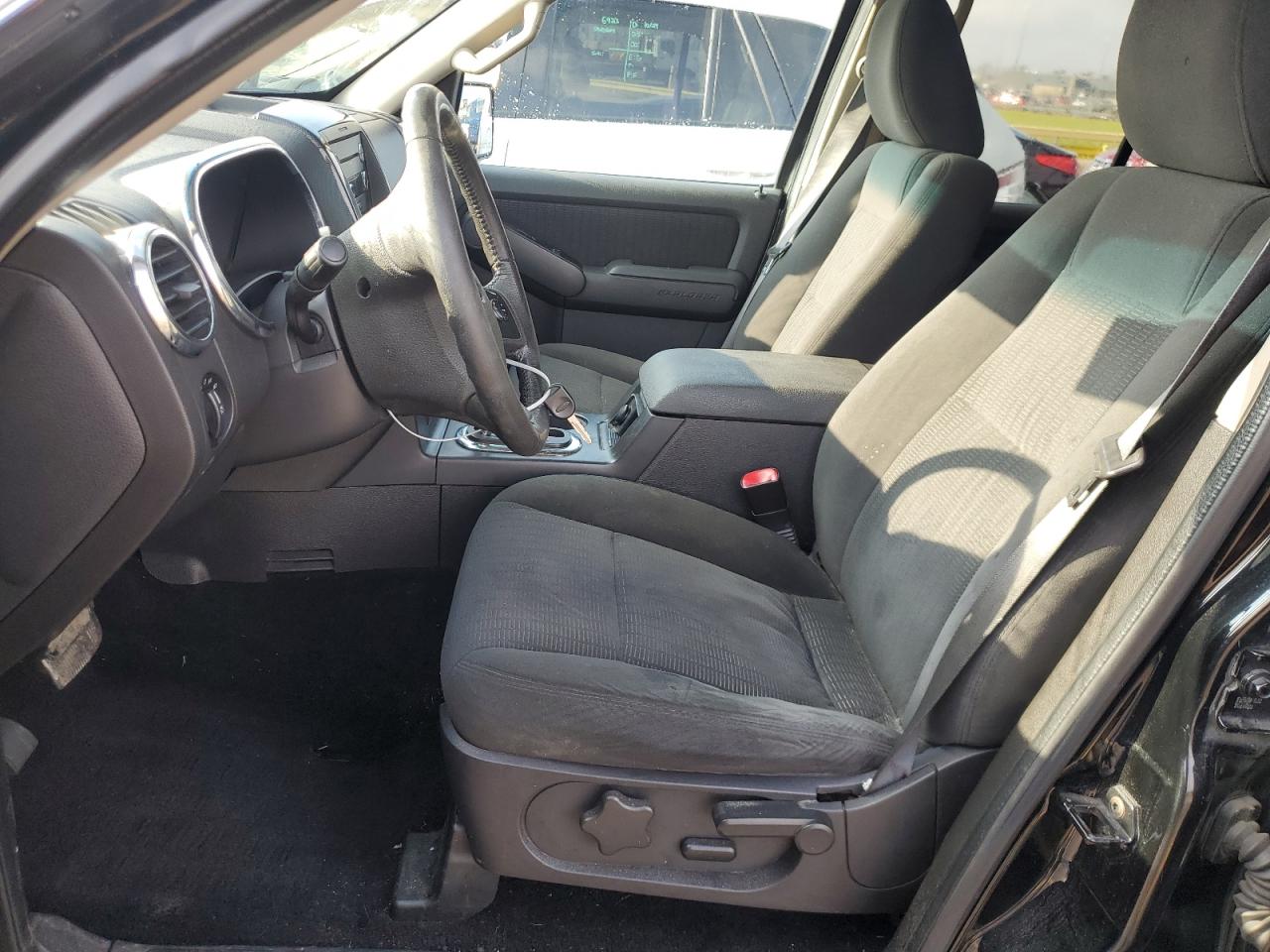2009 Ford Explorer VIN 1FMEU73E09UA31602 Copart auction photo, front end / side damage thumbnail 7
