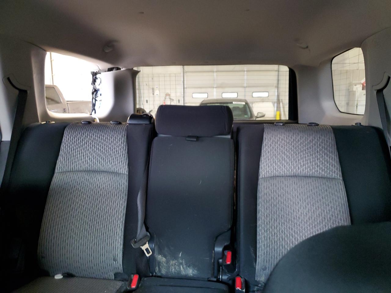 2018 Toyota 4Runner VIN JTEZU5JRXJ5184563 Copart auction photo, rear end damage thumbnail 10