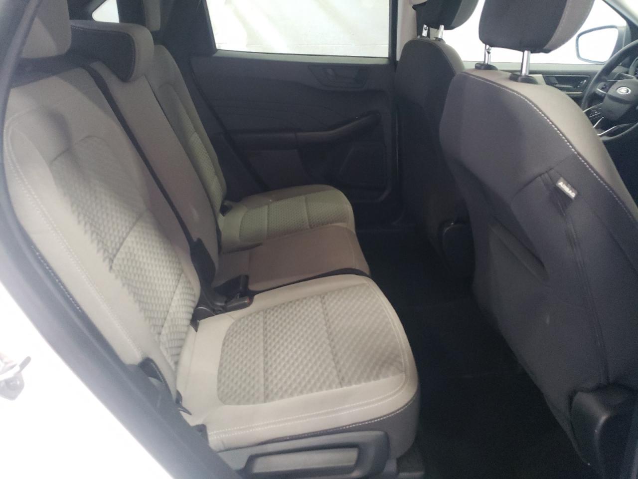 2022 Ford Escape VIN 1FMCU9G68NUA60586 Copart auction photo, side / minor dent/scratches damage thumbnail 11