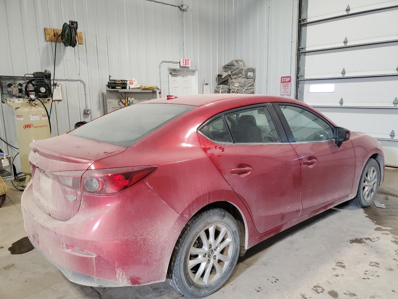 2016 Mazda 3 VIN 3MZBM1X75GM270335 Copart auction photo, rear end / side damage thumbnail 3