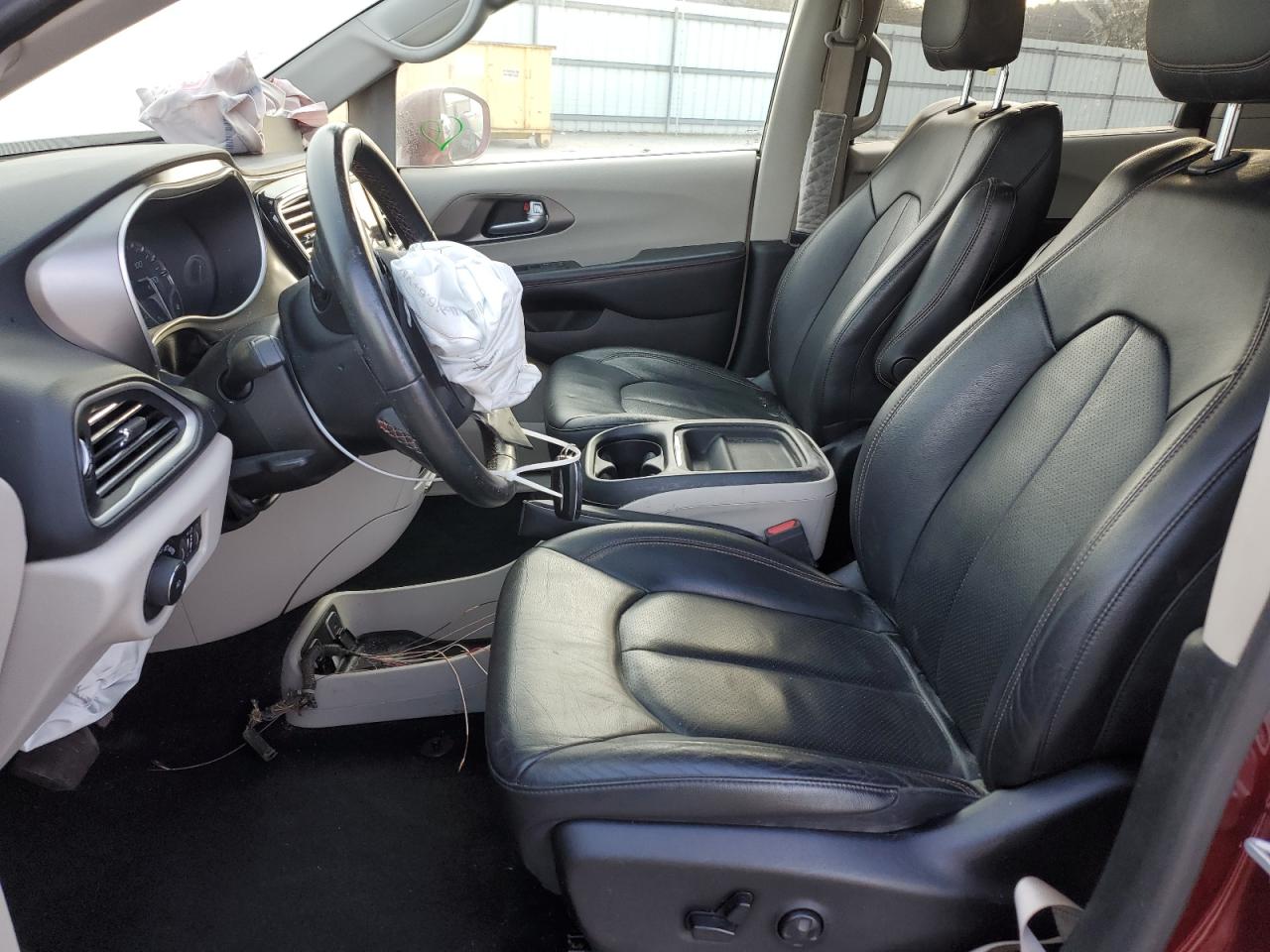 2020 Chrysler Pacifica VIN 2C4RC1BG1LR269164 Copart auction photo, front end / minor dent/scratches damage thumbnail 7