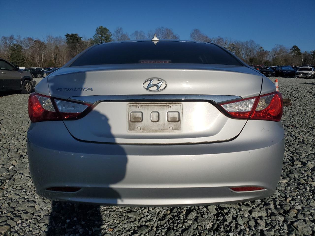 2012 Hyundai Sonata VIN 5NPEB4AC2CH475964 Copart auction photo, vandalism damage thumbnail 6