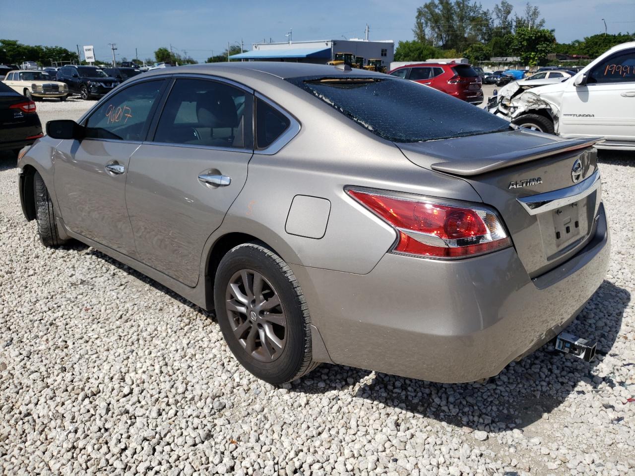 2015 Nissan Altima VIN 1N4AL3AP5FC478260 Copart auction photo, front end / side damage thumbnail 3