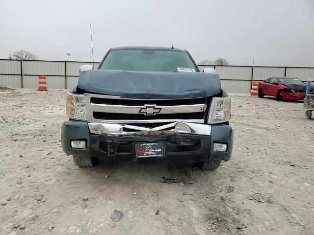 2010 Chevrolet Silverado VIN 1GCSKSE37AZ134728 Copart auction photo, front end / minor dent/scratches damage thumbnail 11