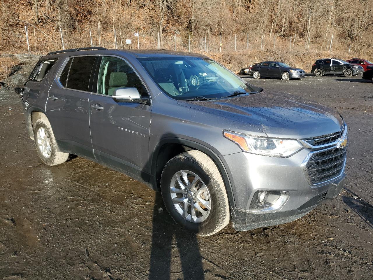 2019 Chevrolet Traverse VIN 1GNEVGKW1KJ315248 Copart auction photo, rear end / minor dent/scratches damage thumbnail 4