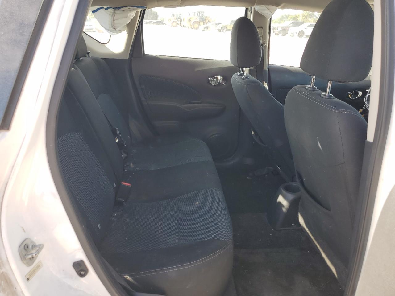 2015 Nissan Versa VIN 3N1CE2CP6FL393181 Copart auction photo, front end / side damage thumbnail 11
