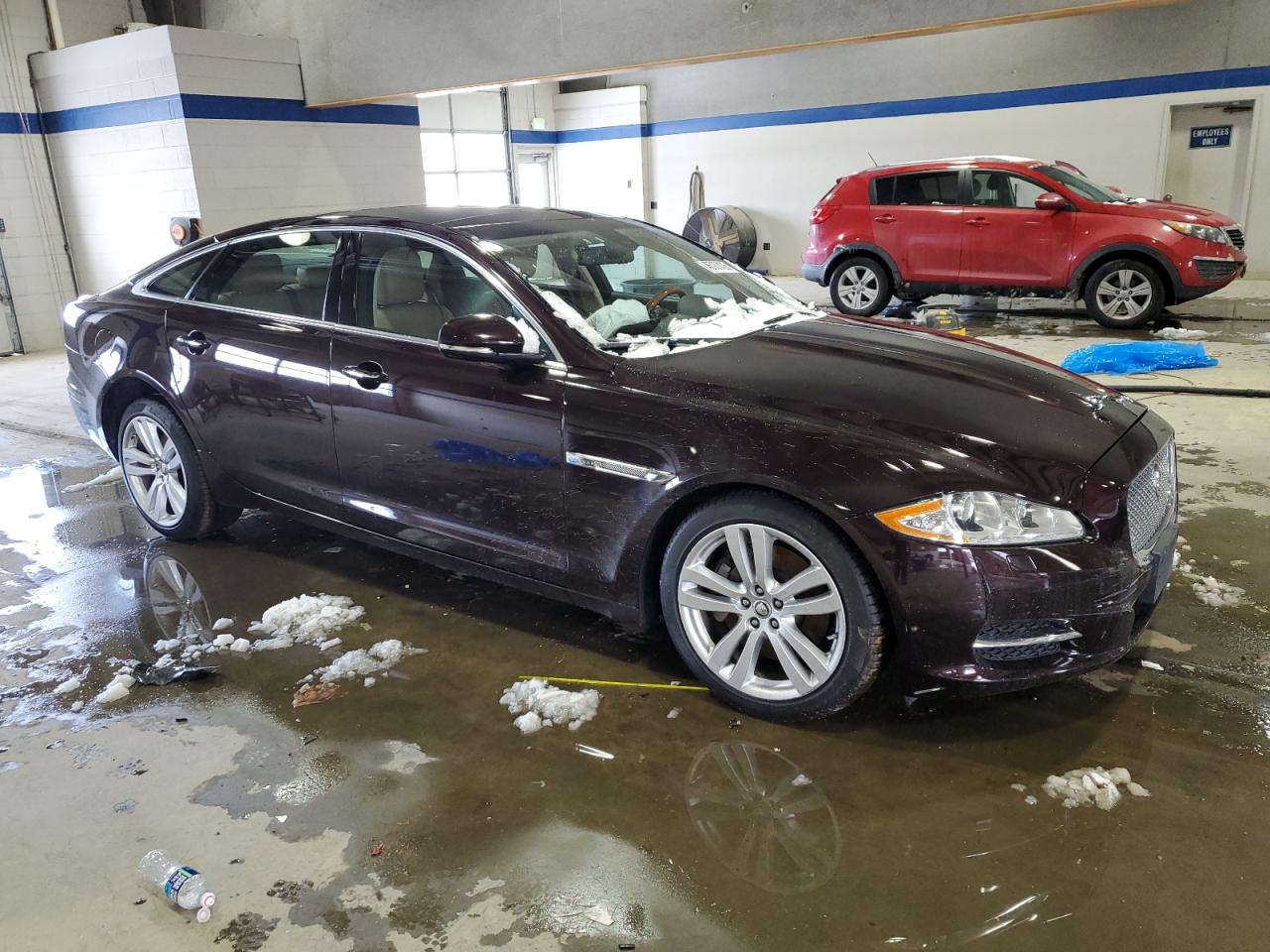 2011 Jaguar XJ VIN SAJWA2GB8BLV12537 Copart auction photo, front end / undercarriage damage thumbnail 4