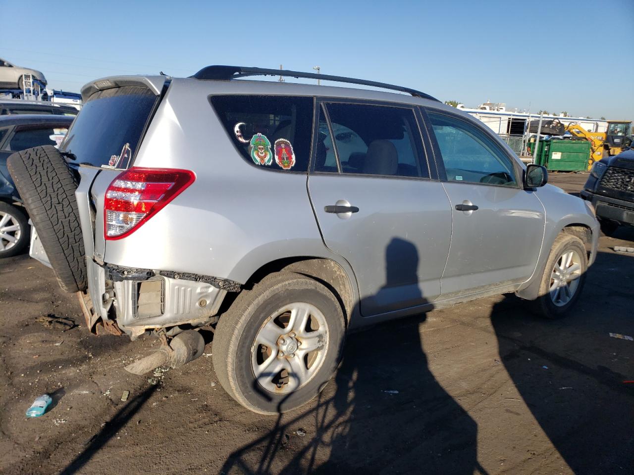 2011 Toyota RAV 4 VIN 2T3BF4DV4BW170252 Copart auction photo, rear end / all over damage thumbnail 3