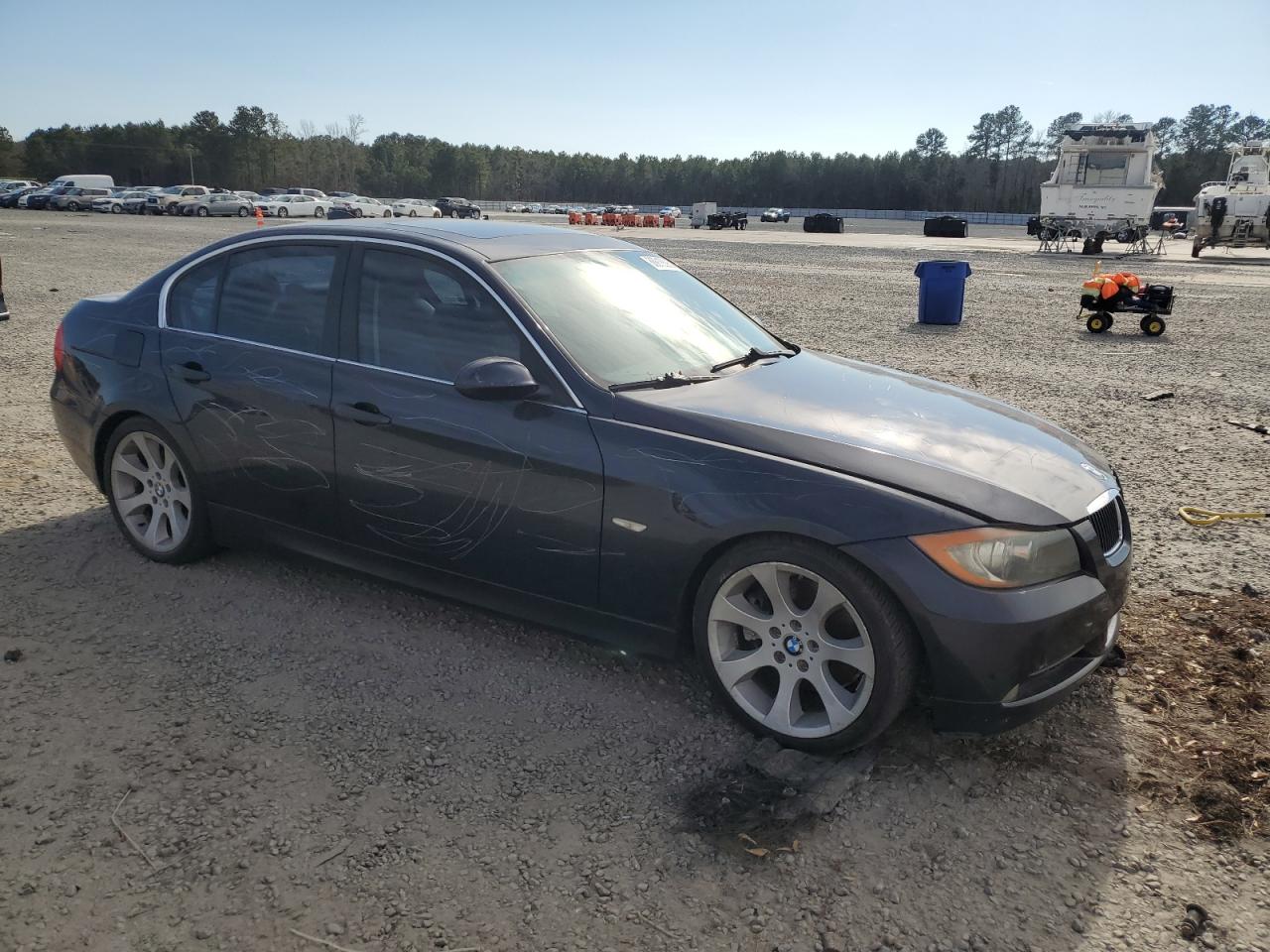 2006 BMW 3er VIN WBAVB33576PS16224 Copart auction photo, vandalism damage thumbnail 4