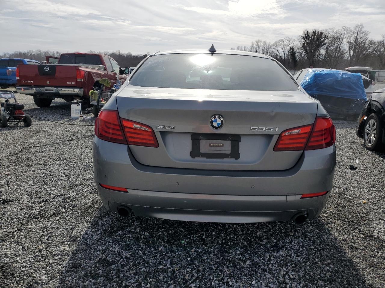 2013 BMW 5er VIN WBAFU7C55DDU73225 Copart auction photo, front end damage thumbnail 6