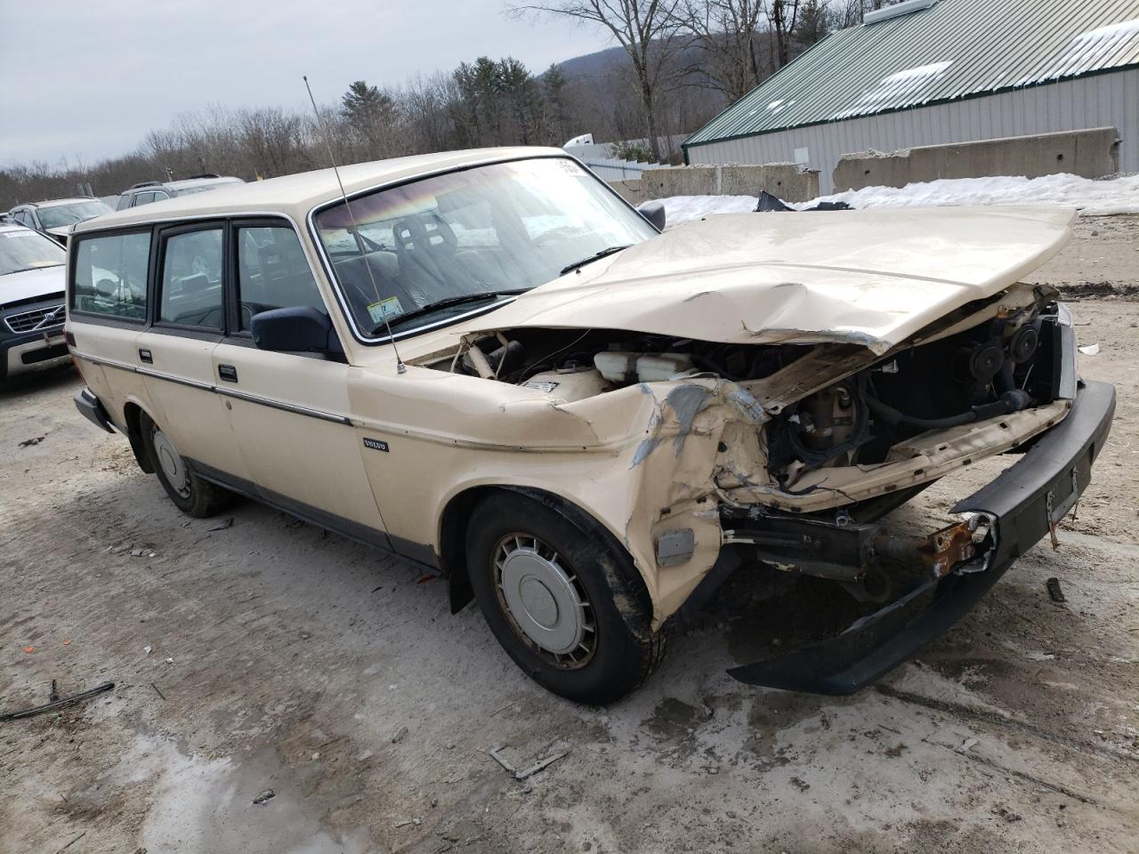 1988 Volvo 240 Series VIN YV1AX8859J1788586 Copart auction photo, front end / undercarriage damage thumbnail 4