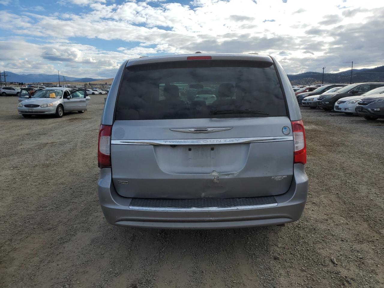 2014 Chrysler Town & Country VIN 2C4RC1BG5ER442784 Copart auction photo, front end / minor dent/scratches damage thumbnail 6