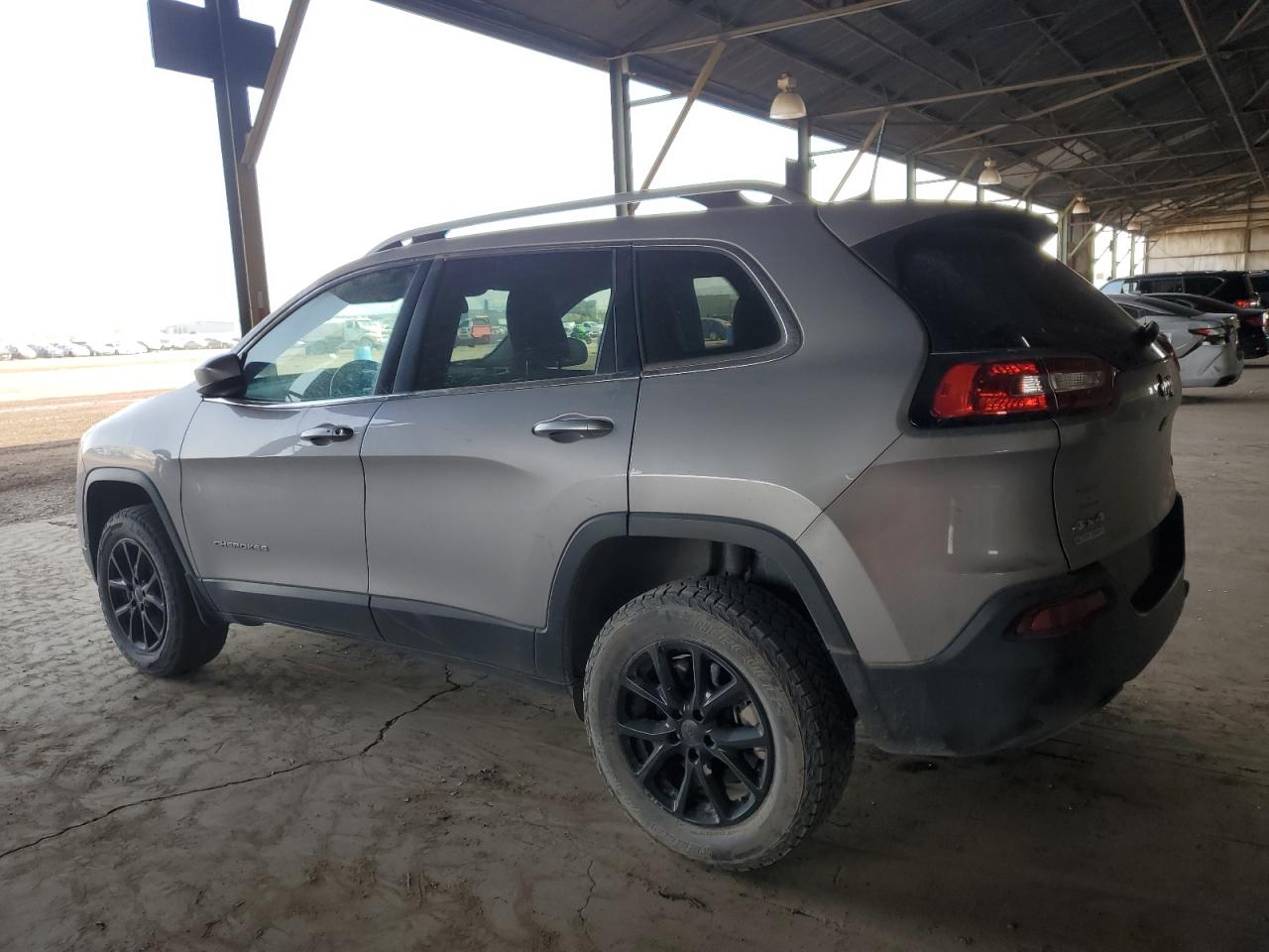 2018 Jeep Grand Cherokee VIN 1C4PJMLB1JD539625 Copart auction photo, rear end / side damage thumbnail 2