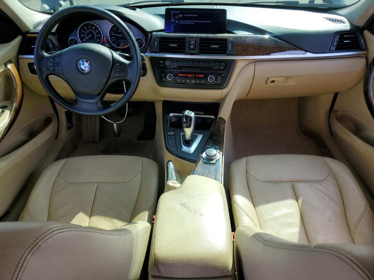 2013 BMW 3er VIN WBA3B3C55DF539438 Copart auction photo, undercarriage / side damage thumbnail 8