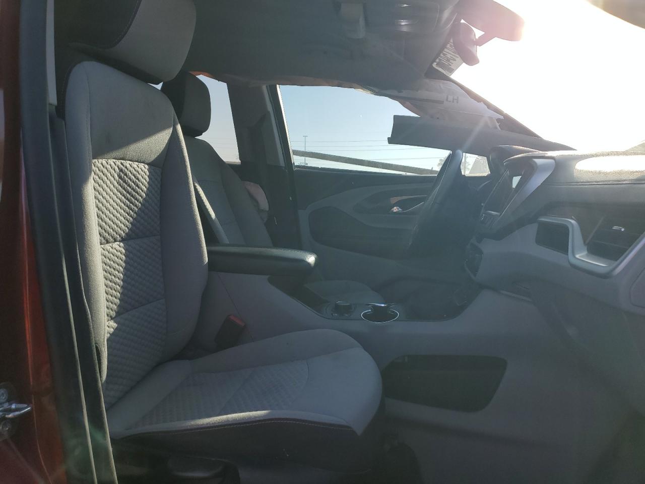 2019 GMC Terrain VIN 3GKALMEV4KL217584 Copart auction photo, front end / side damage thumbnail 7