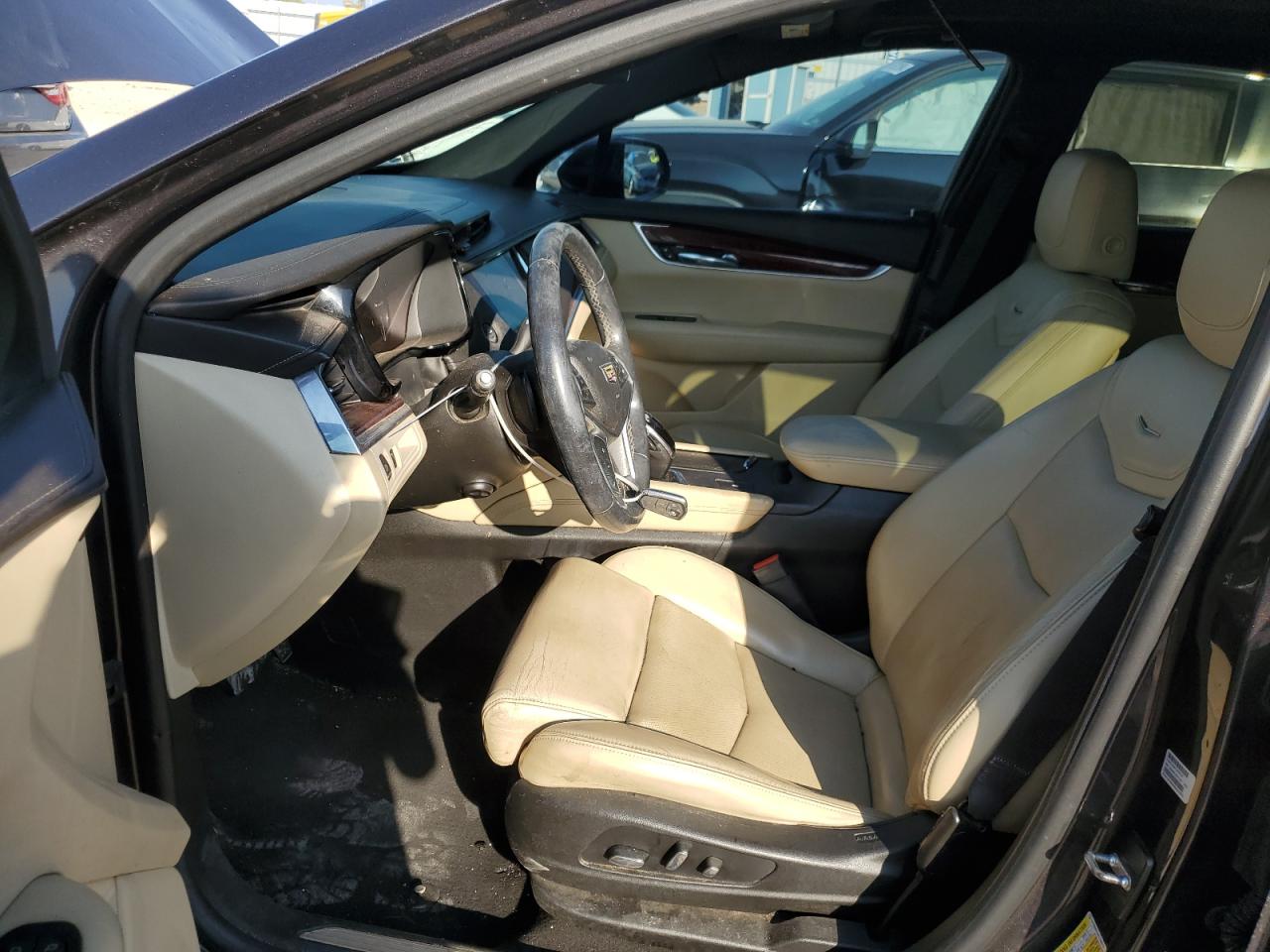 2017 Cadillac XT5 VIN 1GYKNBRS3HZ108513 Copart auction photo, hail / minor dent/scratches damage thumbnail 7