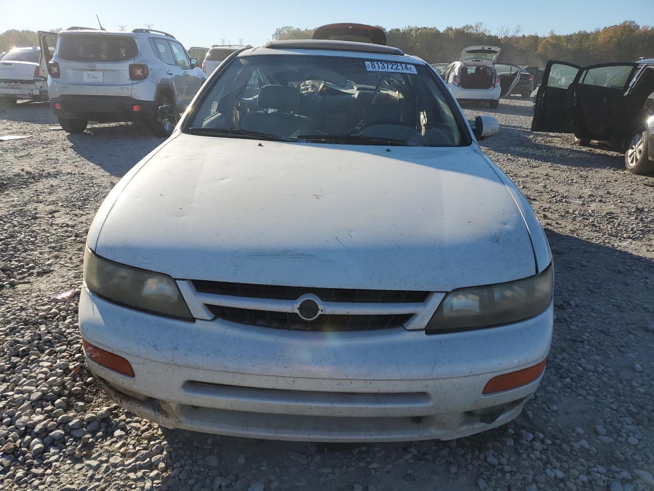 1999 Nissan Maxima VIN JN1CA21DXXM402802 Copart auction photo, all over damage thumbnail 5
