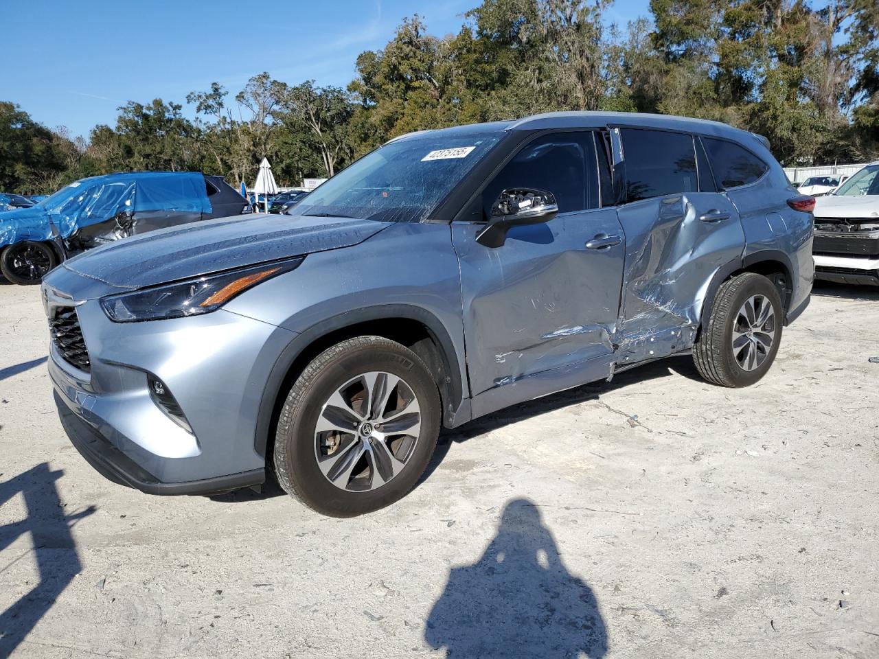 2022 Toyota Highlander VIN 5TDGZRAH1NS115109
