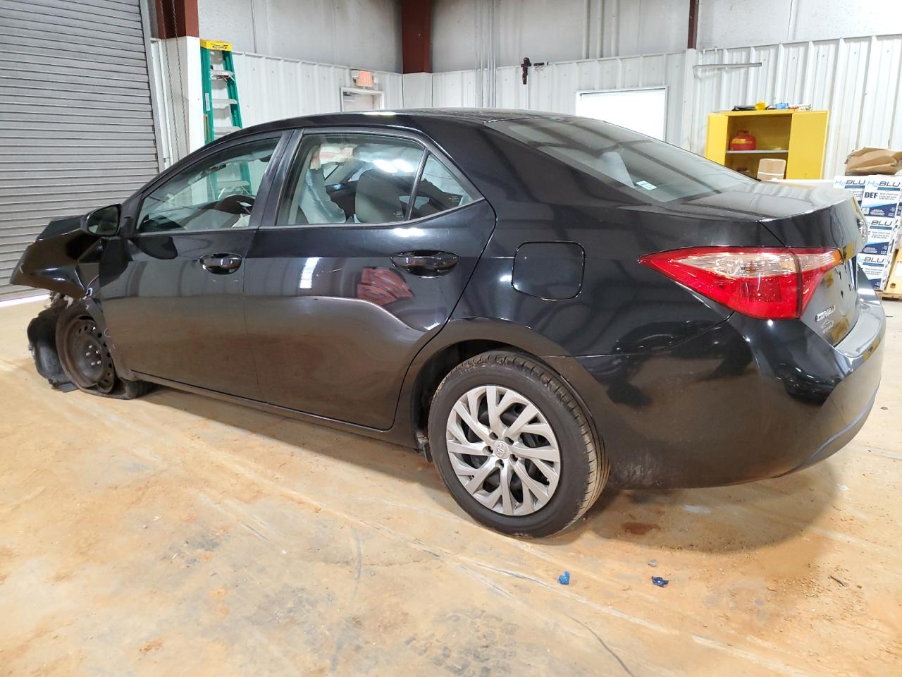 2017 Toyota Corolla VIN 2T1BURHE4HC914500 Copart auction photo, front end / undercarriage damage thumbnail 2