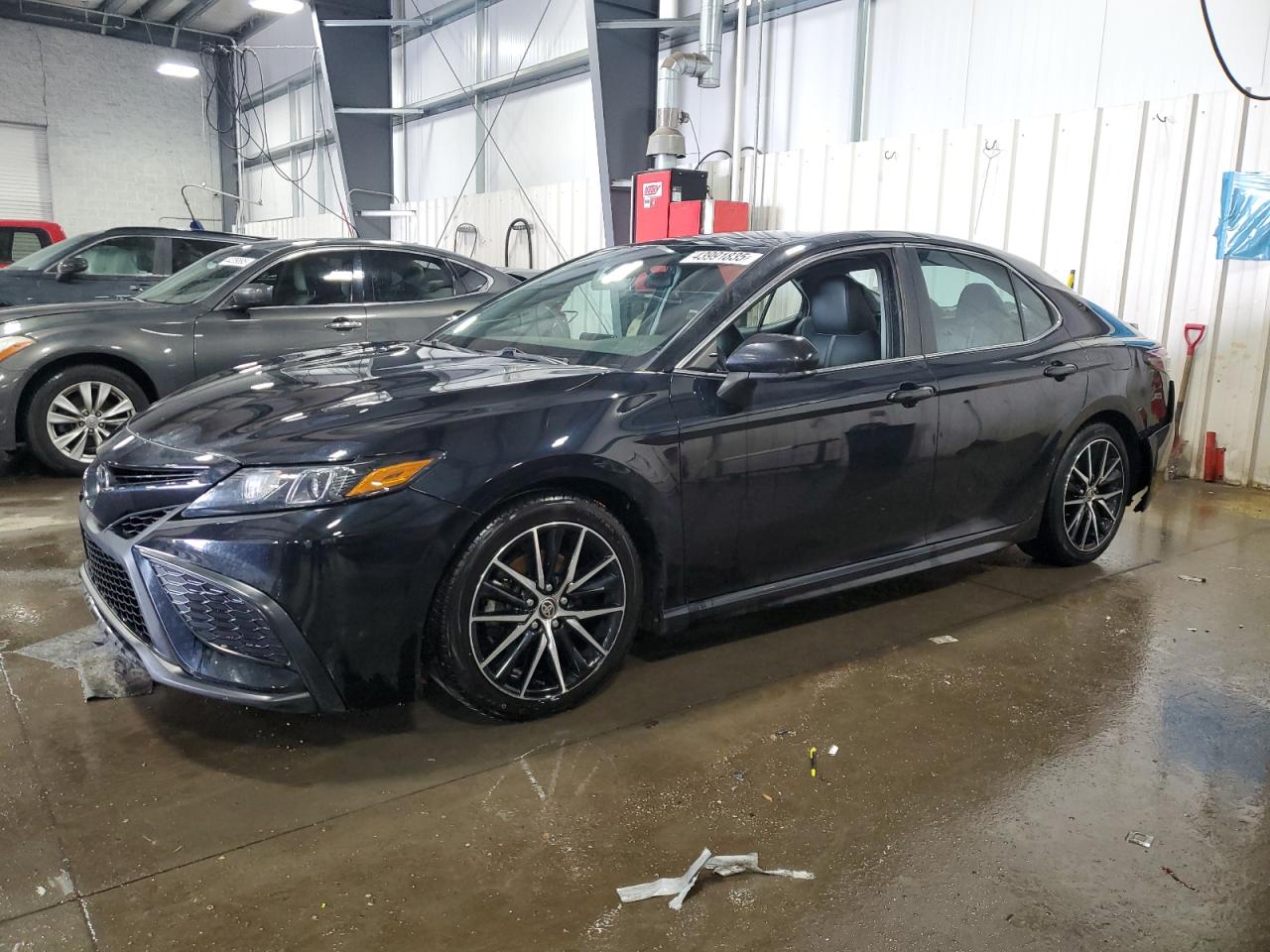 2021 Toyota Camry VIN 4T1G11AKXMU465459