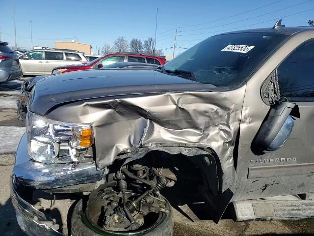 2013 Chevrolet Silverado VIN 3GCPKSE79DG350514 Copart auction photo, side / front end damage thumbnail 11