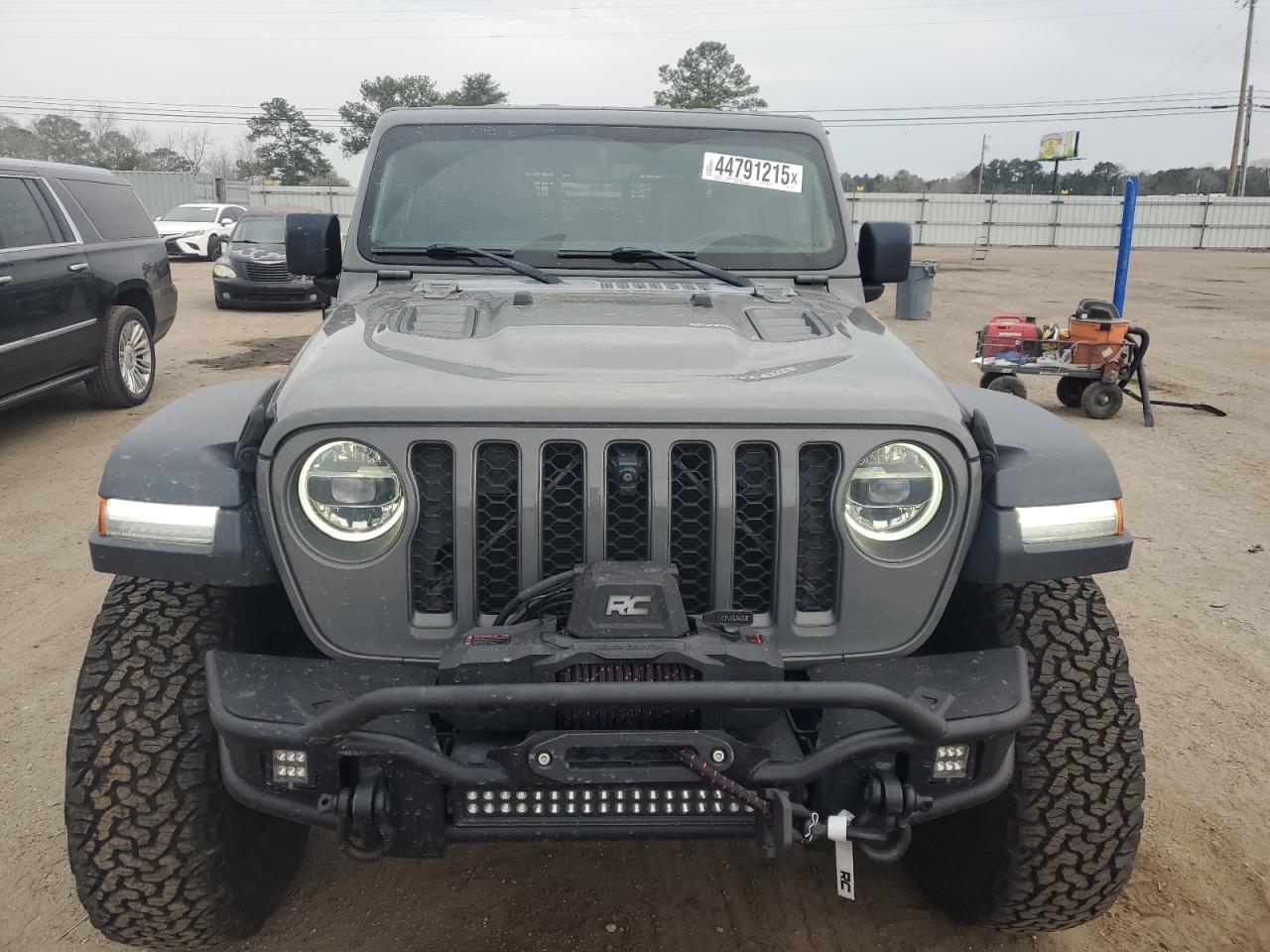 2020 Jeep Gladiator VIN 1C6JJTBG1LL142798 Copart auction photo, rear end damage thumbnail 5