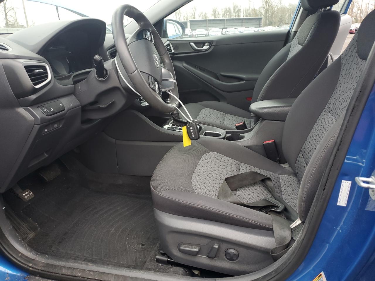 2017 Hyundai IONIQ VIN KMHC75LC7HU026302 Copart auction photo, front end damage thumbnail 7