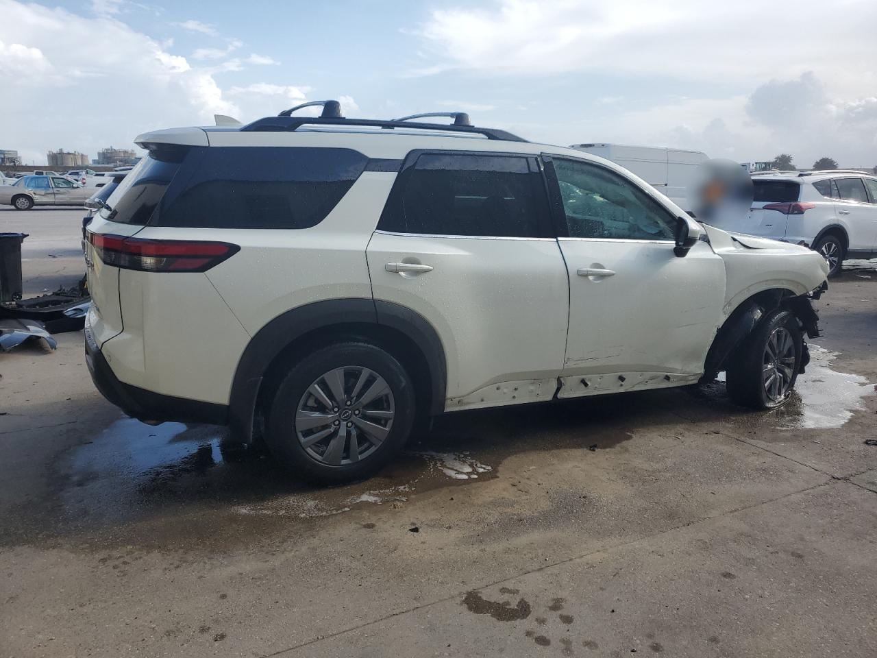 2024 Nissan Pathfinder VIN 5N1DR3BA4RC201387 Copart auction photo, front end / side damage thumbnail 3