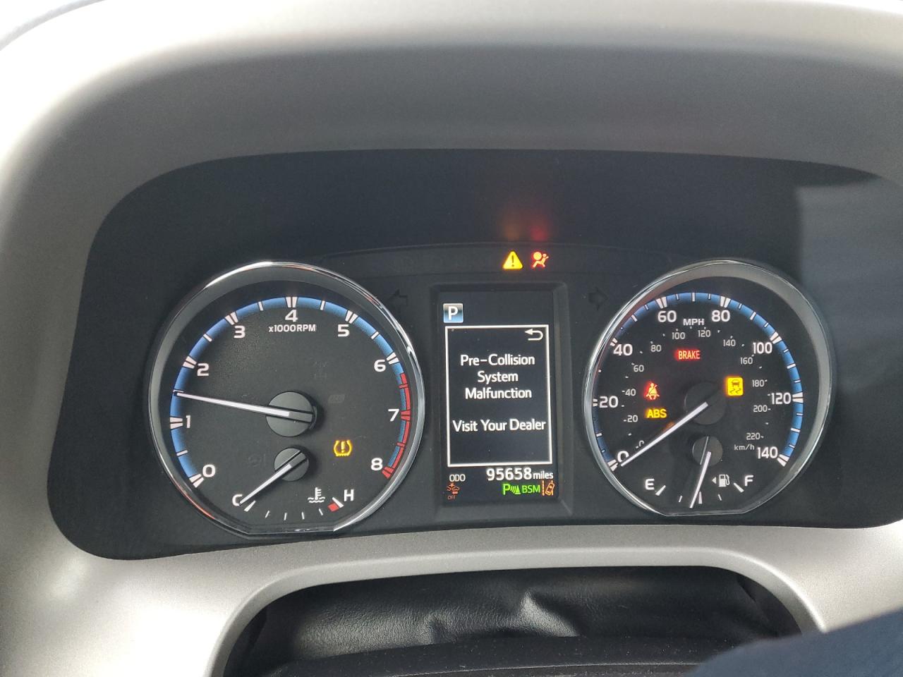 2018 Toyota RAV 4 VIN 2T3DFREV0JW713129 Copart auction photo, side / rear end damage thumbnail 9