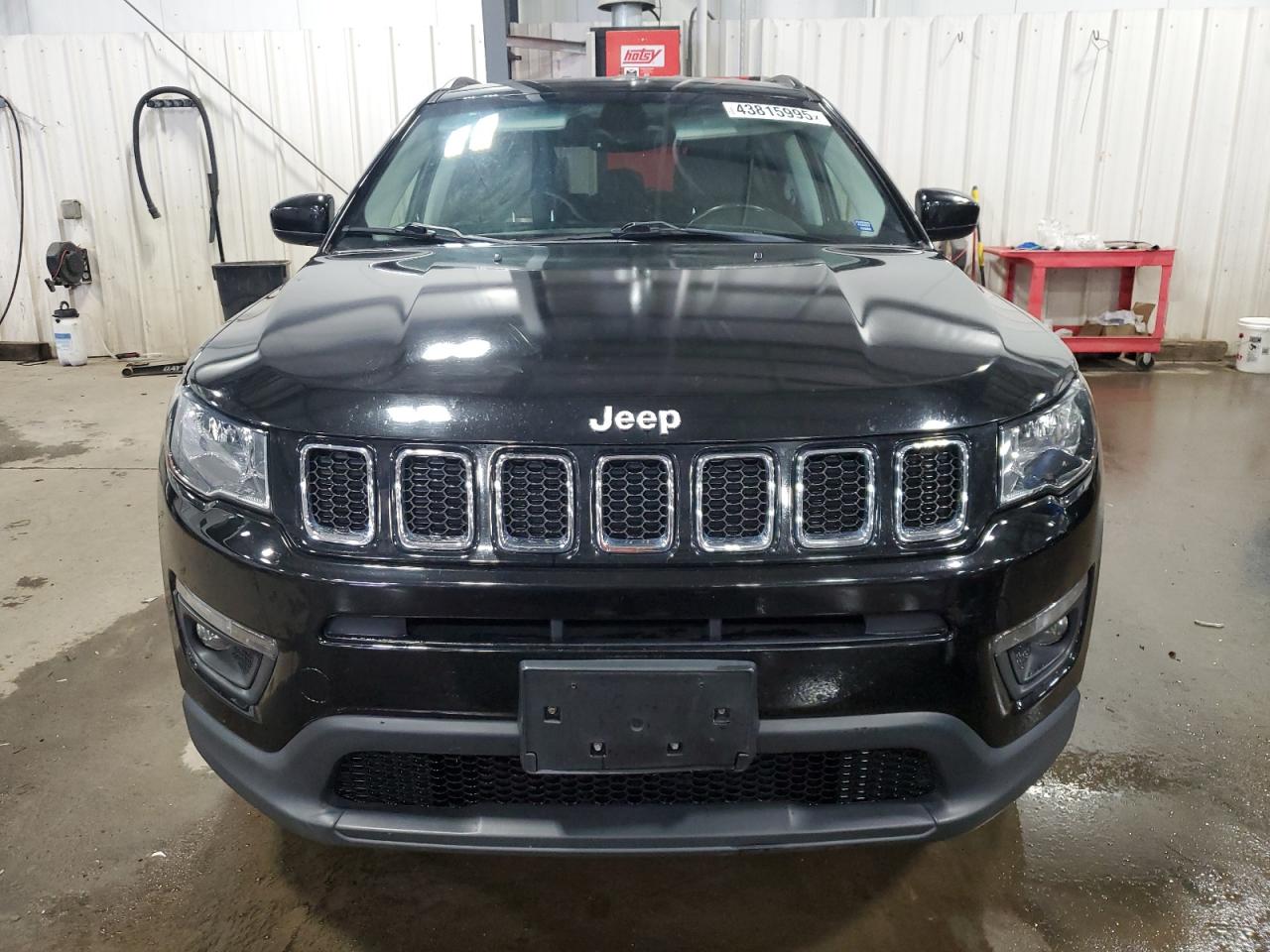 2018 Jeep Compass VIN 3C4NJDBB9JT185100 Copart auction photo, rear end damage thumbnail 5