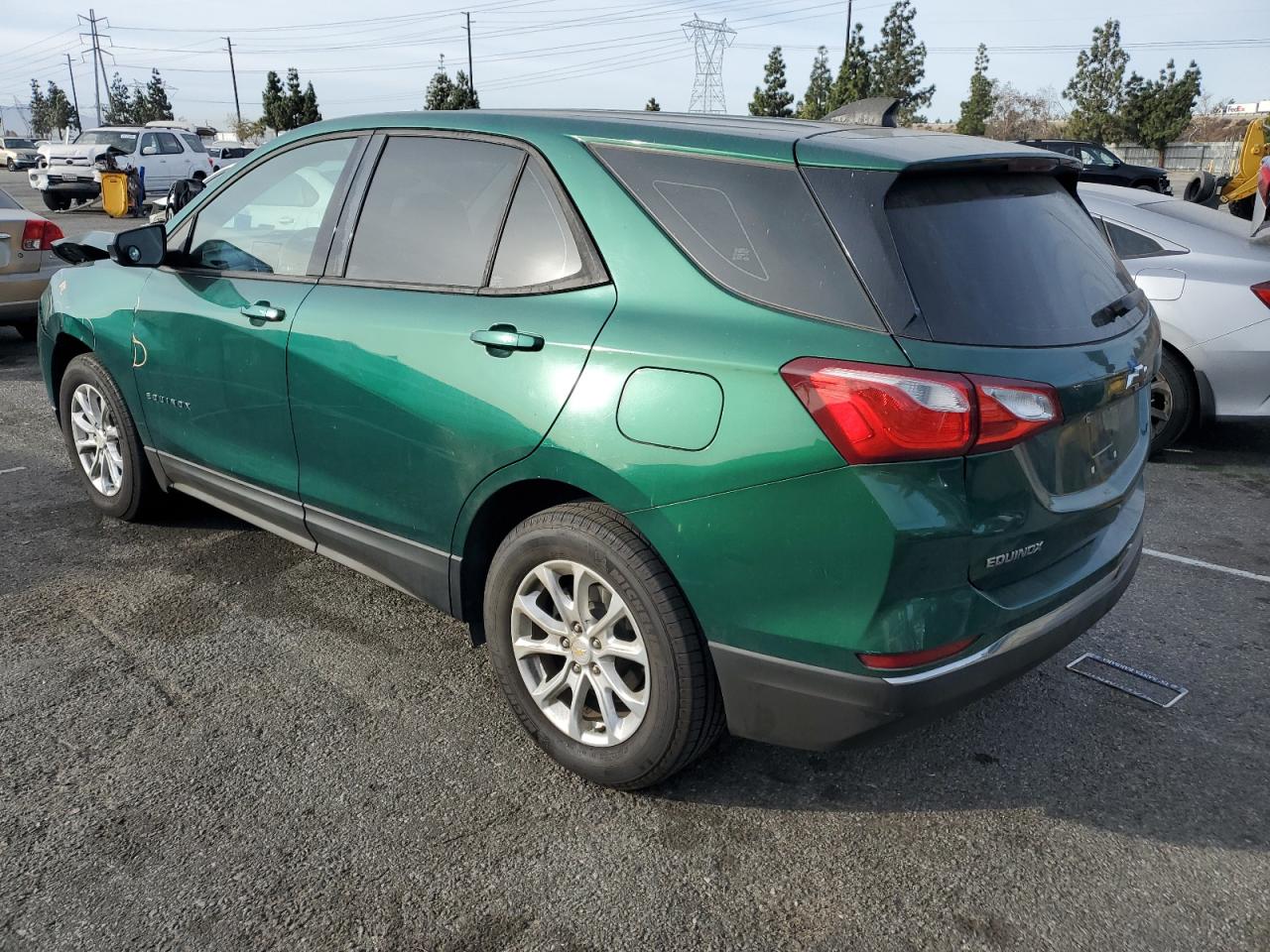 2018 Chevrolet Equinox VIN 2GNAXHEV2J6238077 Copart auction photo, front end damage thumbnail 2