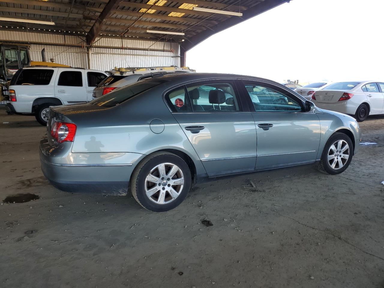 2006 Volkswagen Passat VIN WVWEK93C06P065666 Copart auction photo, vandalism damage thumbnail 3