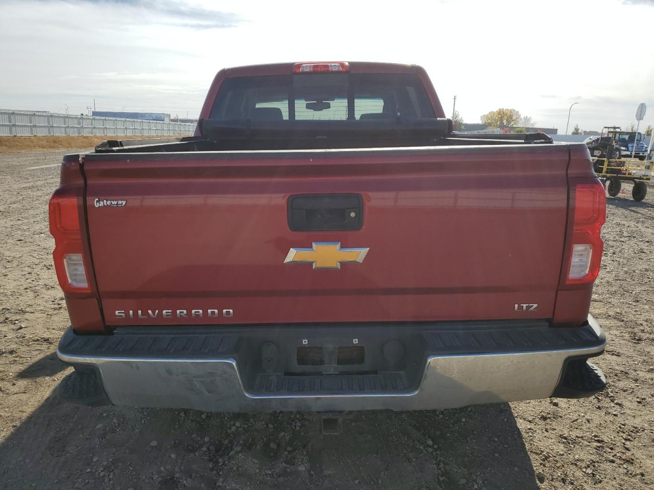 2018 Chevrolet Silverado VIN 3GCUKSEC4JG301121 Copart auction photo, side / rear end damage thumbnail 6